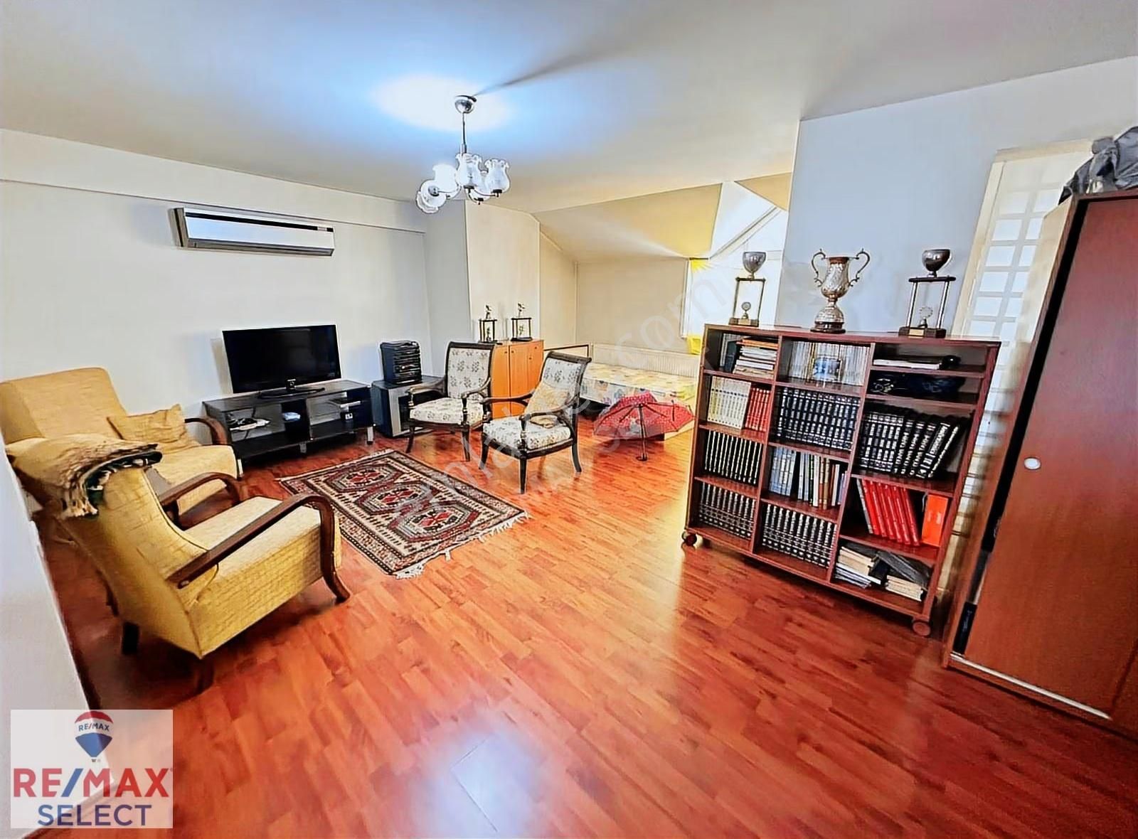 Remax Fuat Demirelli Bakırköy De Genç Bina Da Dubleks - Görsel 8