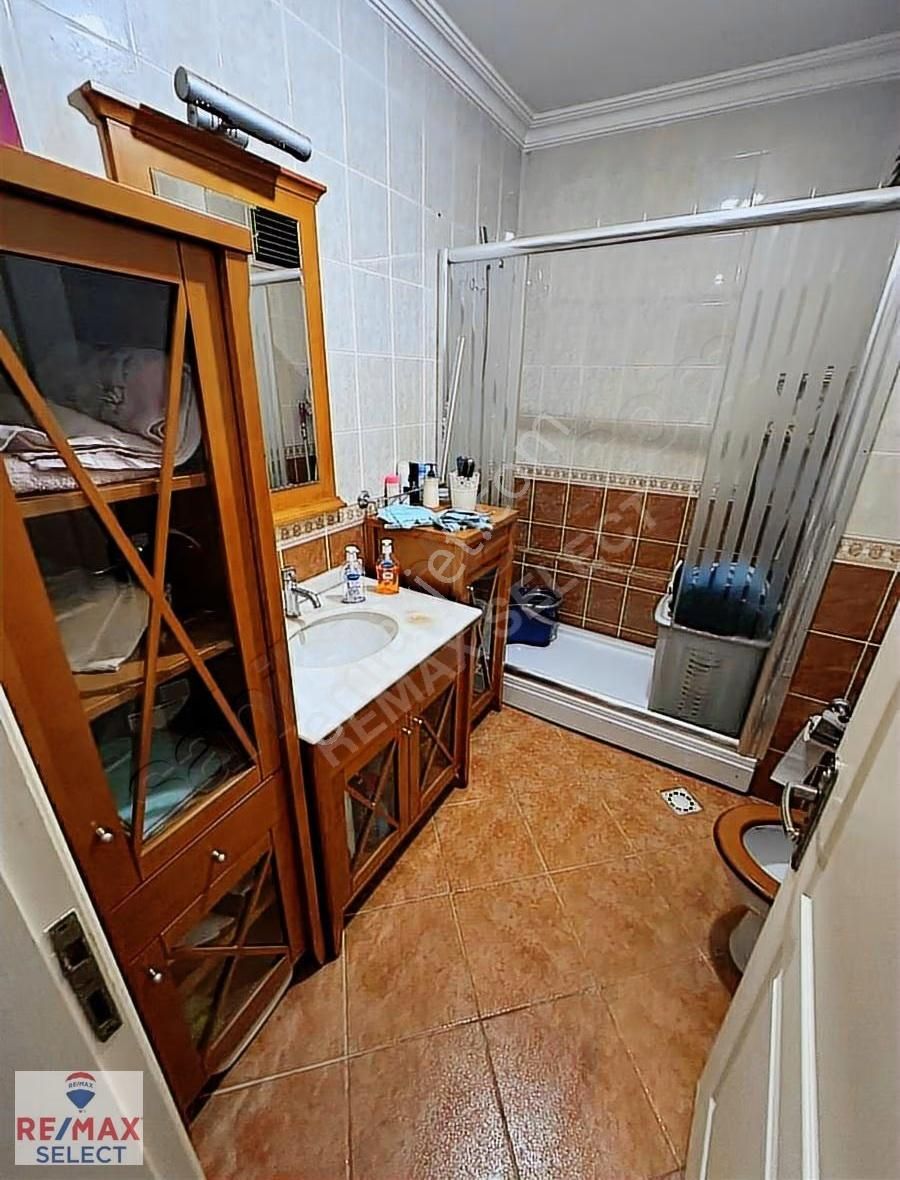 Remax Fuat Demirelli Bakırköy De Genç Bina Da Dubleks - Görsel 9