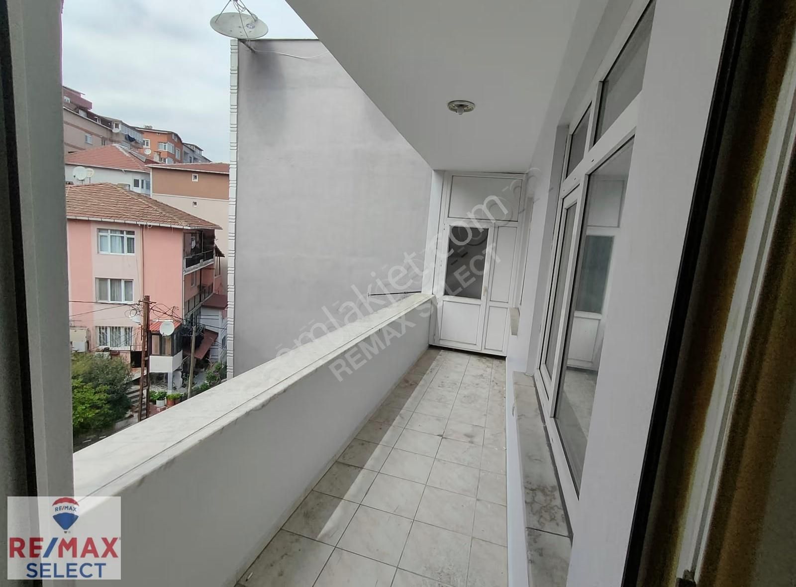 Rumeli Hisarı Mah. Fırsat 3+1 Kullanışlı Daire - Görsel 14
