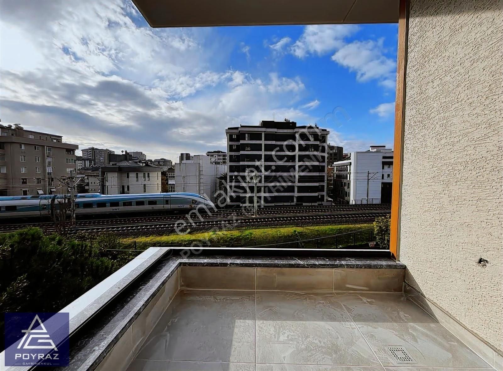 Poyraz'dan Suadiyede Bağdat Caddesine Yakın Balkonlu 2+1 Satılık - Görsel 6
