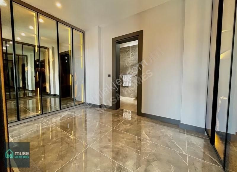 Alanya Kargıcakta Lüks Eşyalı Deniz Doğa Ve Kale Manzaralı Villa - Görsel 14