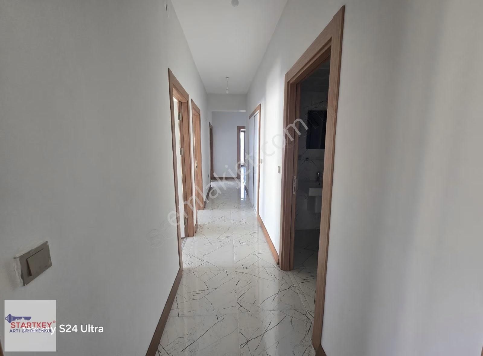 Bayraklı Toki Konutları 6. Etapta 3+1 Kiralık Daire - Görsel 26
