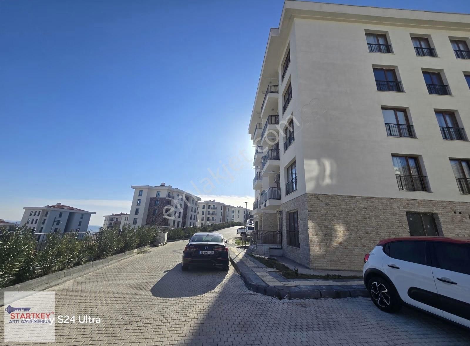 Bayraklı Toki Konutları 6. Etapta 3+1 Kiralık Daire - Görsel 14