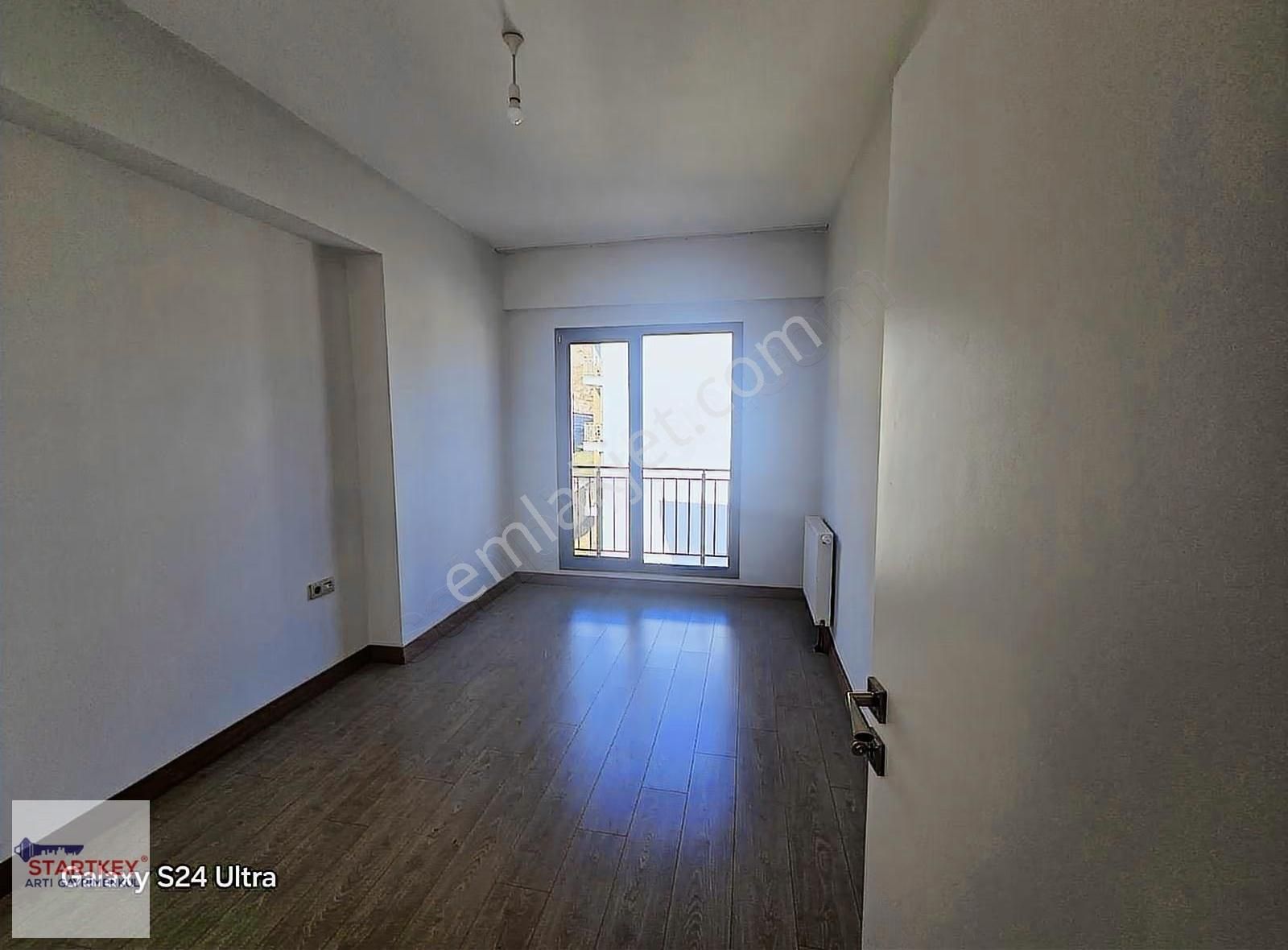 Bayraklı Toki Konutları 6. Etapta 3+1 Kiralık Daire - Görsel 3