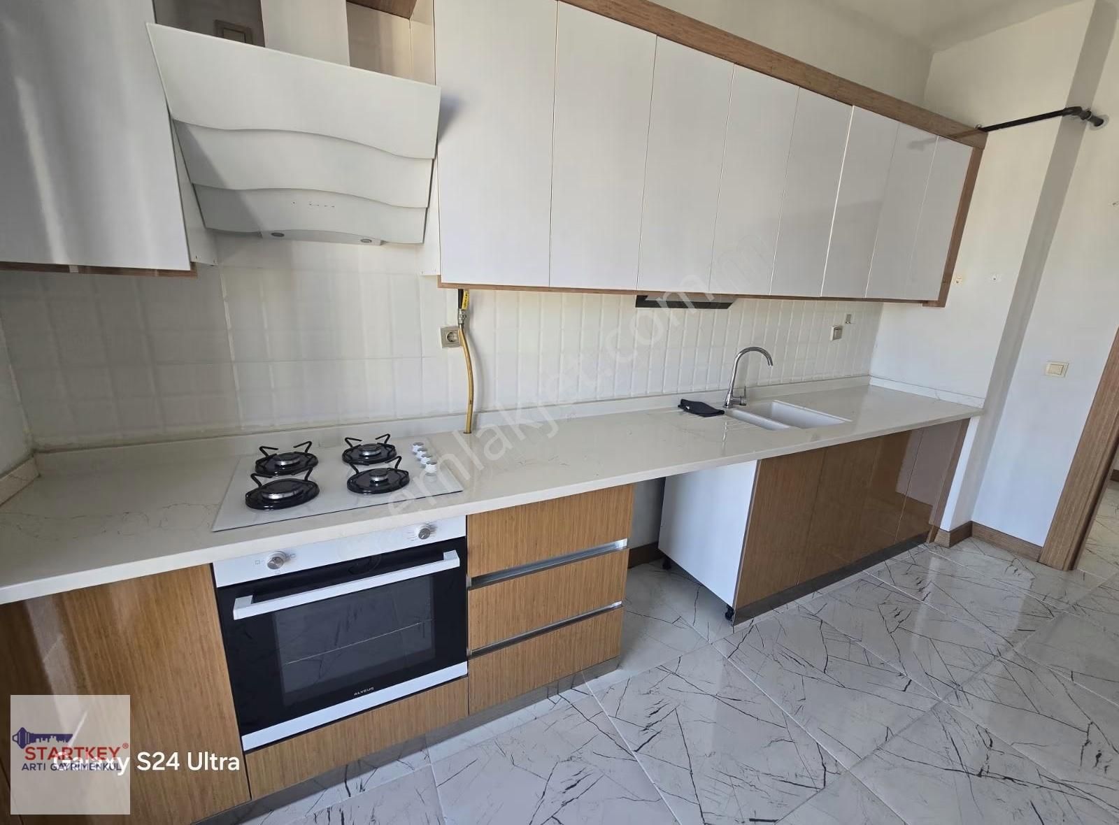 Bayraklı Toki Konutları 6. Etapta 3+1 Kiralık Daire - Görsel 7