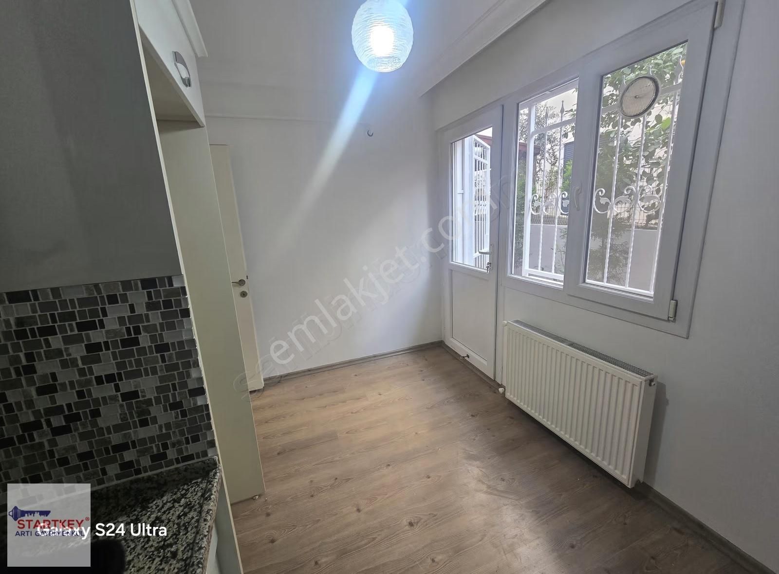 Balçova Eğitim Mahallesinde 2+1 Kiralık Bahçeli Daire - Görsel 3