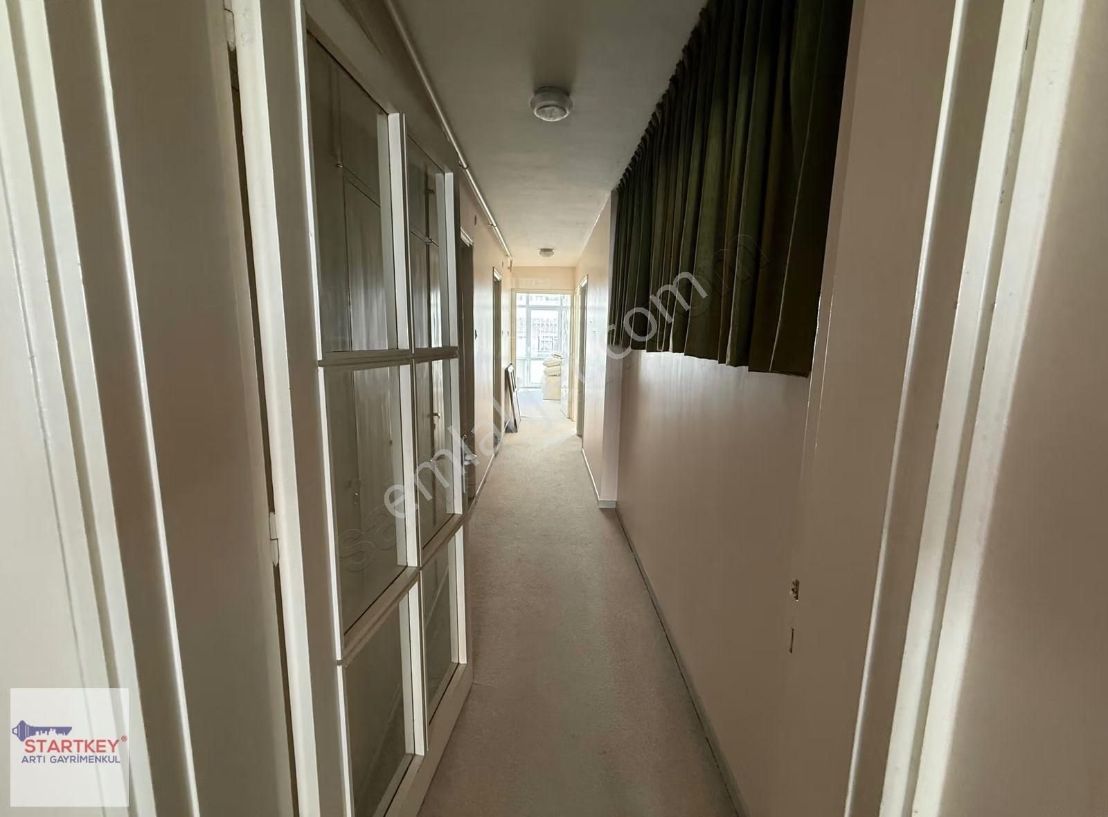 Mithatpaşa Cadde Üzerinde 3+1 Satılık Otoparklı Daire - Görsel 12