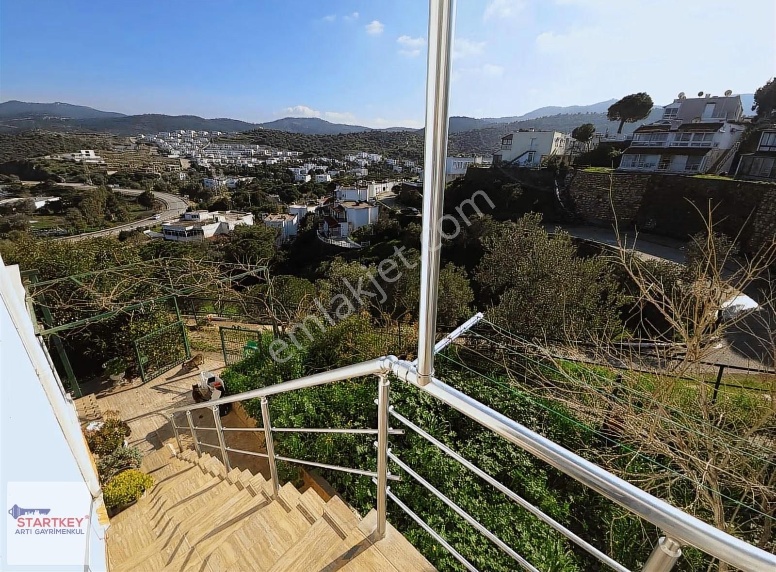 Yeni Foça Çanak Sitesinde Deniz Manzaralı Satılık Yazlık - Görsel 9