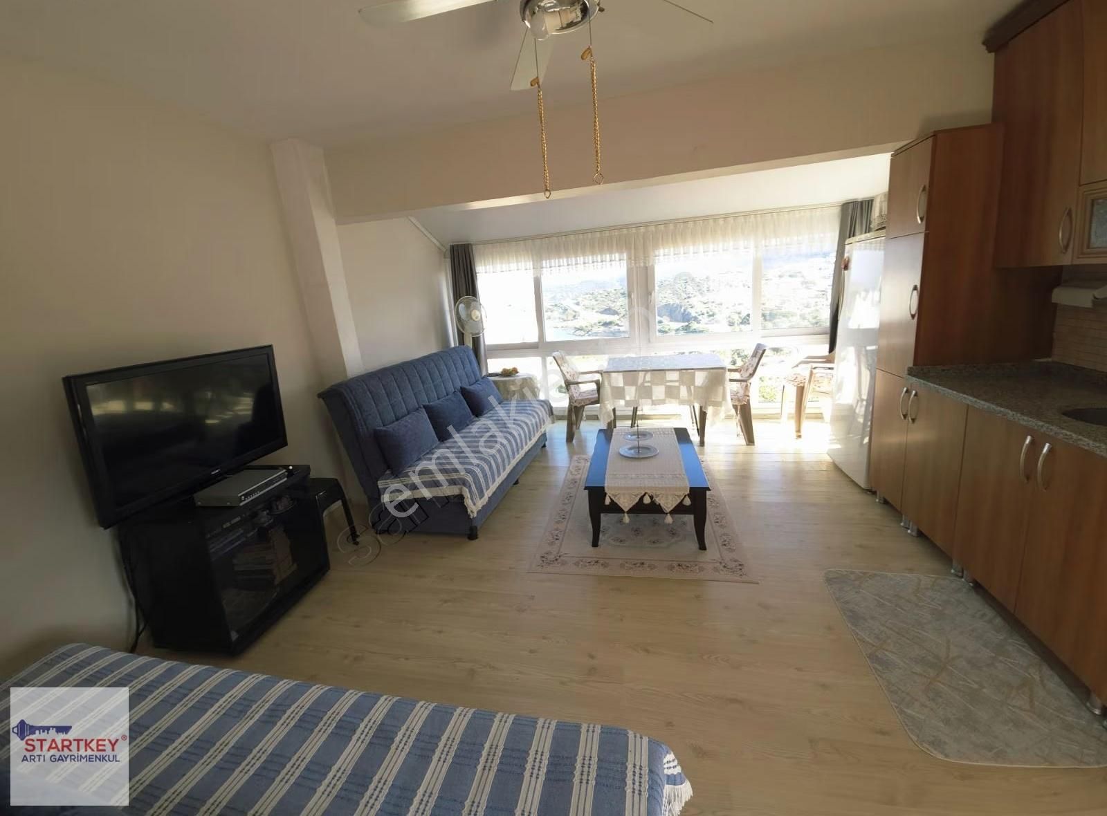 Yeni Foça Çanak Sitesinde Deniz Manzaralı Satılık Yazlık - Görsel 24