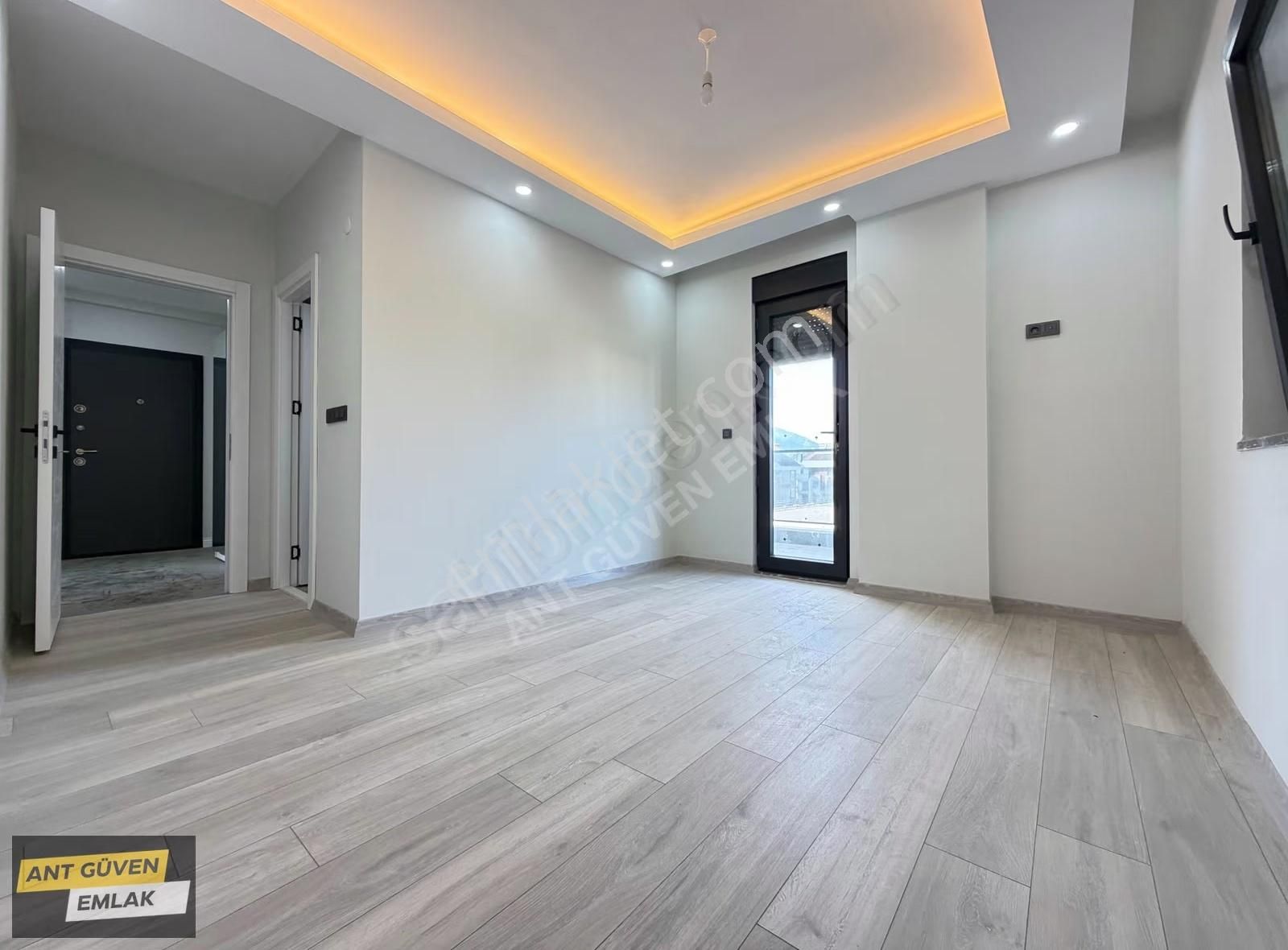 Akıllı Ev Sistemli Yerden Isıtmalı Giyotin Camlı 2+1 Lüks Arakat - Görsel 13