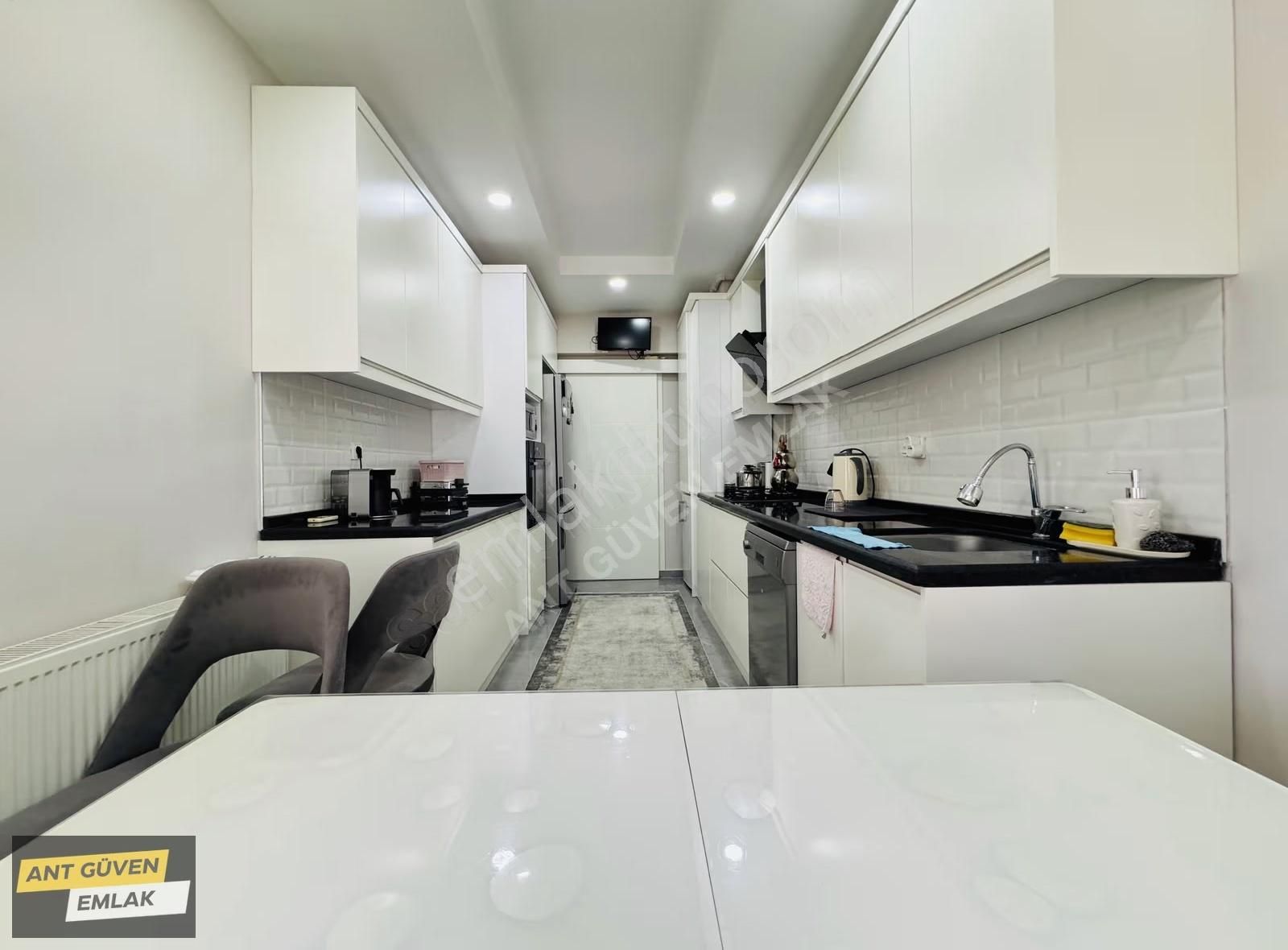 Lüx Tadilatlı Site İçinde 3+1 Doğalgazlı Asansörlü 160m² Arakat - Görsel 17