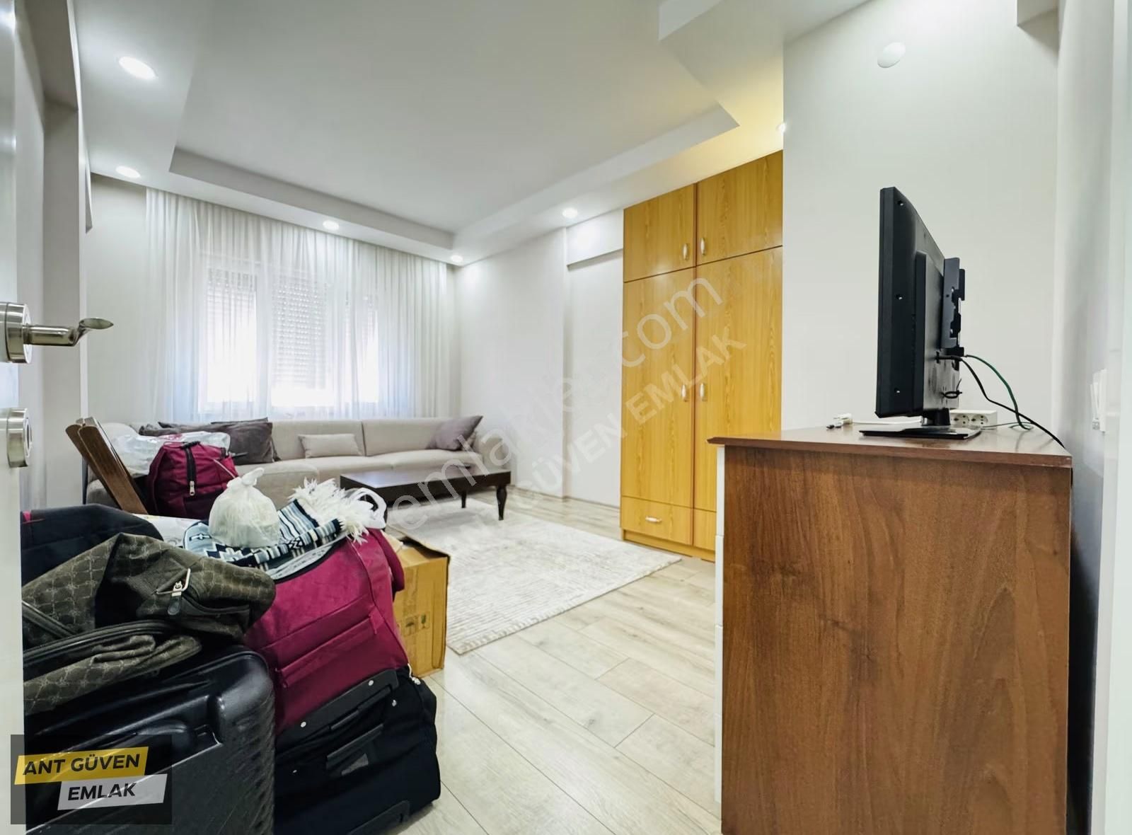 Lüx Tadilatlı Site İçinde 3+1 Doğalgazlı Asansörlü 160m² Arakat - Görsel 8