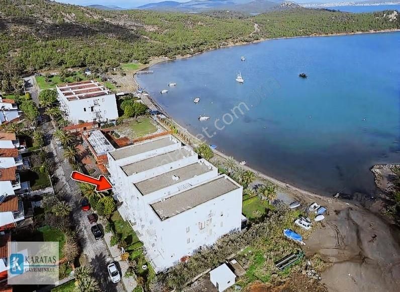 Sarımsaklı'da Denize Sıfır Tamamen Yenilenmiş 2+1