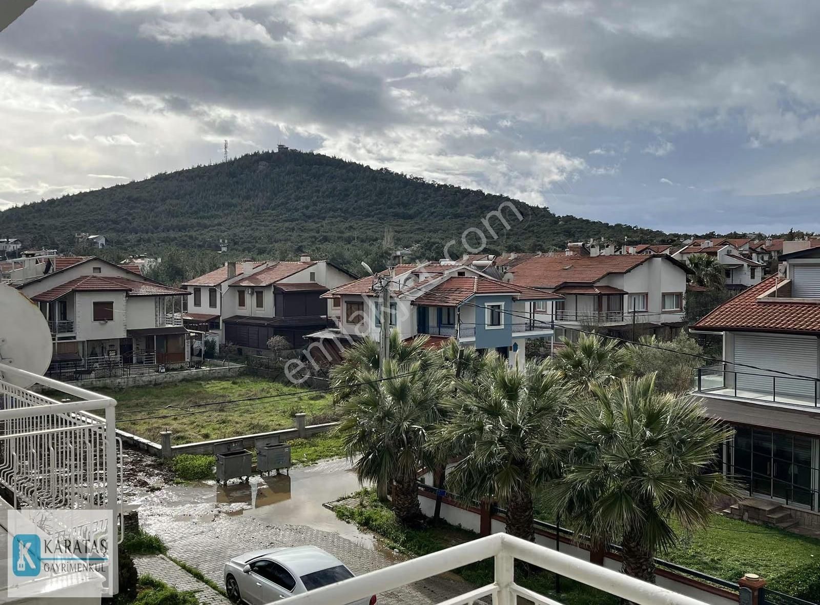 Sarımsaklı'da Denize Sıfır Tamamen Yenilenmiş 2+1 - Görsel 29