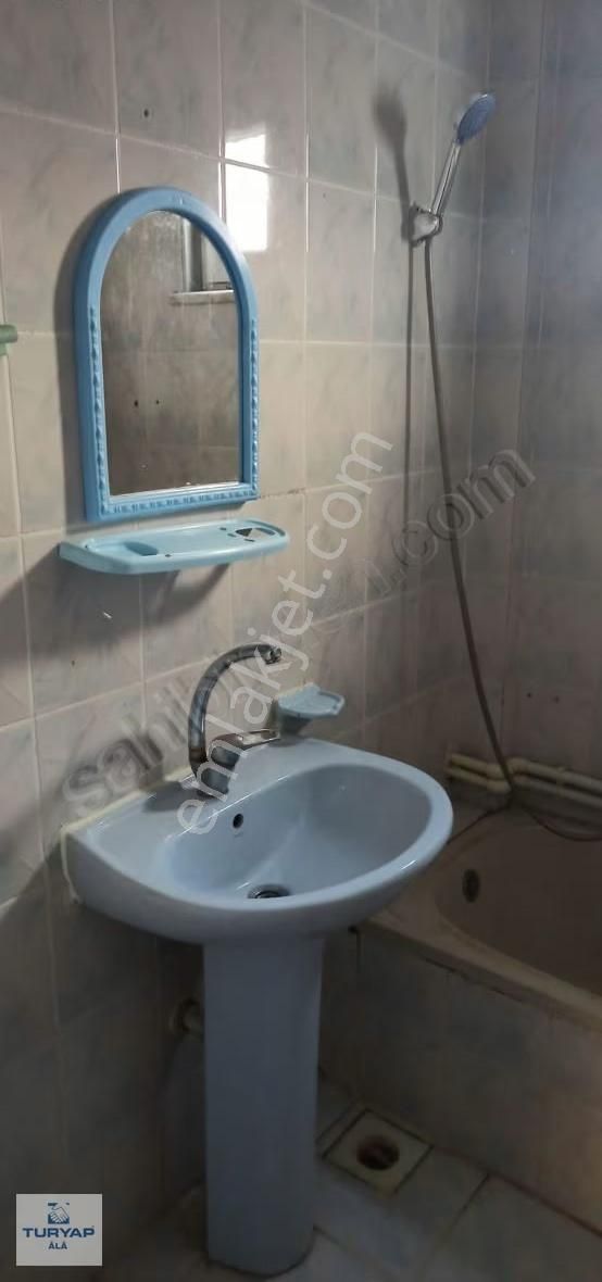 İsmetpaşa Mahallesinde Okula Yakın 2+1 Kiralık Daire - Görsel 3