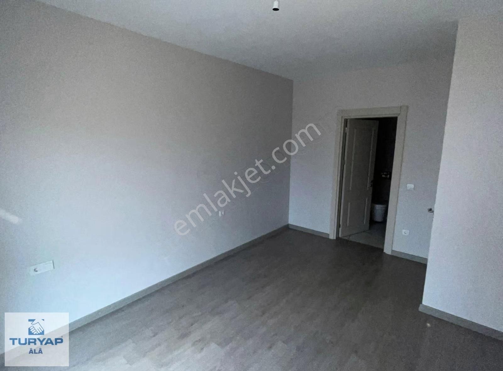 Kayaşehir Fuzul Avrasya Sitesin De Kiralık 2+1 Ara Kat Daire - Görsel 3