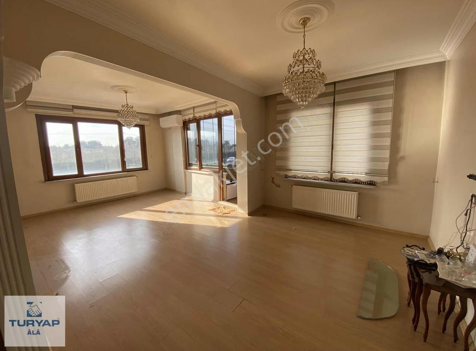 Sultangazi 50. Yıl | Asansörlü | Geniş | 3+1 Kiralık