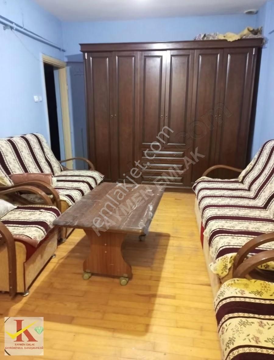 Kaymen Emlak Mamure Mh Çarşı Merkezde 1+0 Ayrı Mutfak Eşyalı