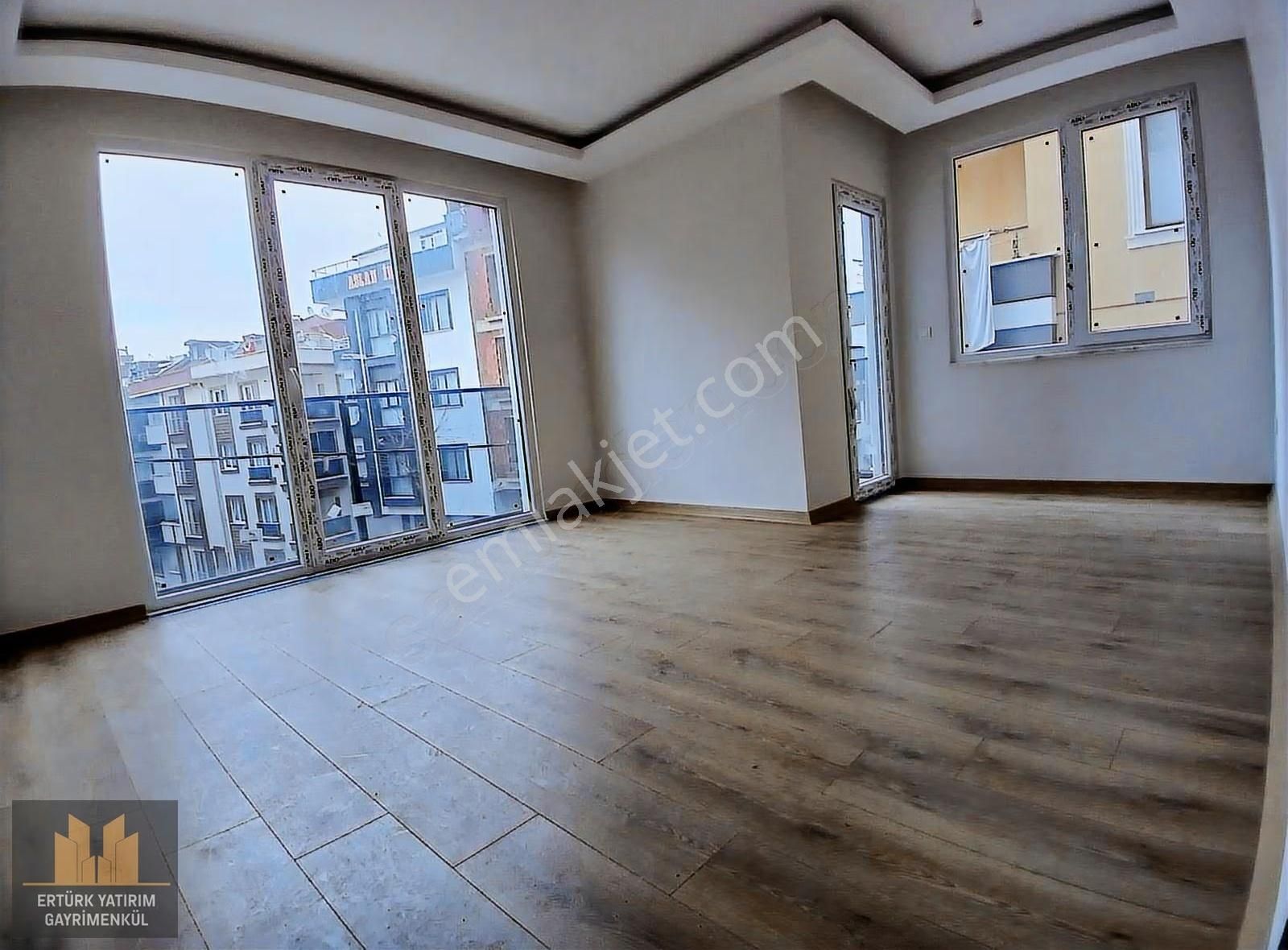 Merkez Mh 2+1 .0 Yeni Köşe Daire 80m2 Ana Cadde Üzeri - Görsel 4