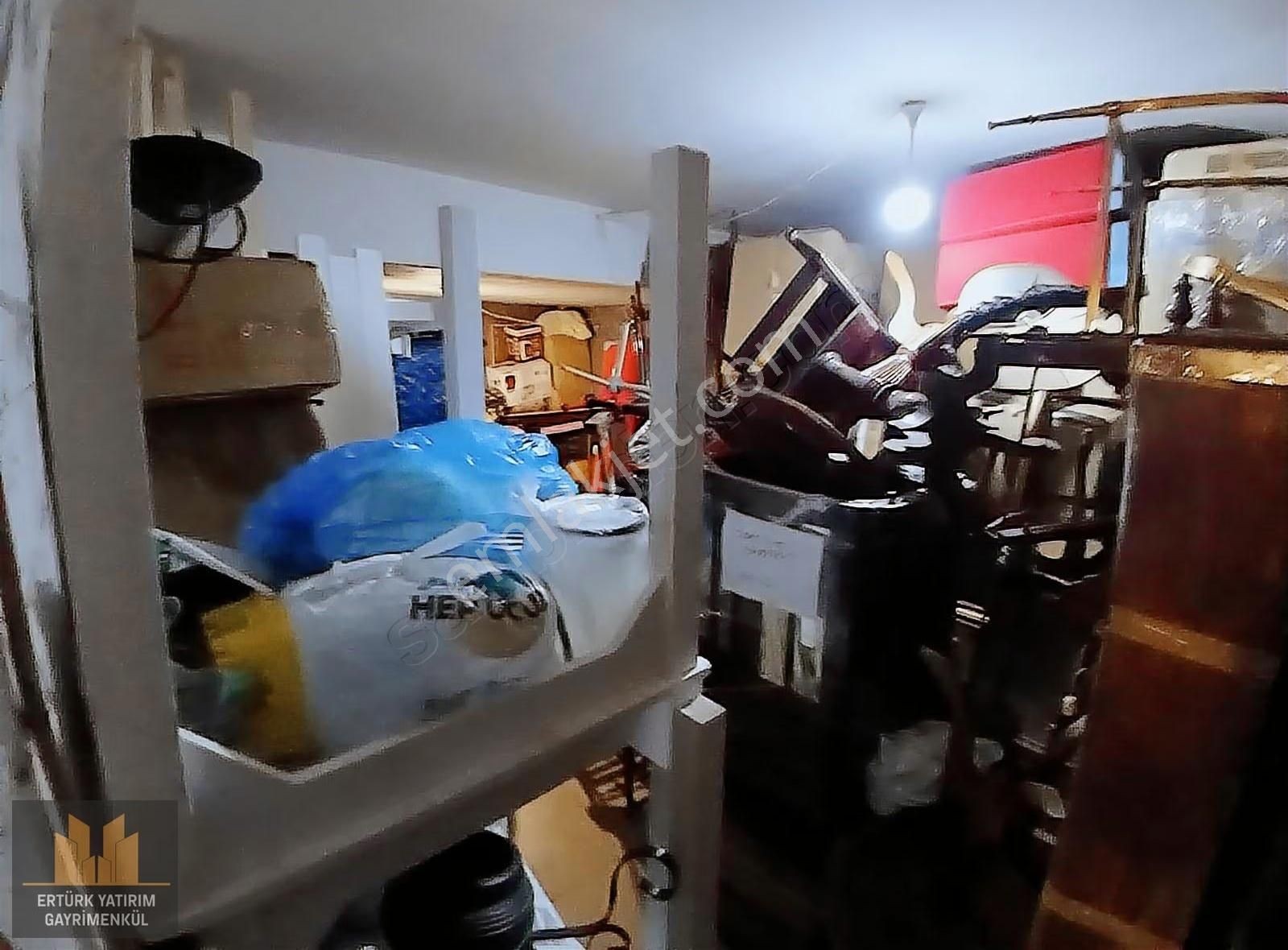 Metroya 500 Mi Mesafede 370m2 Depolu Dükkan - Görsel 9