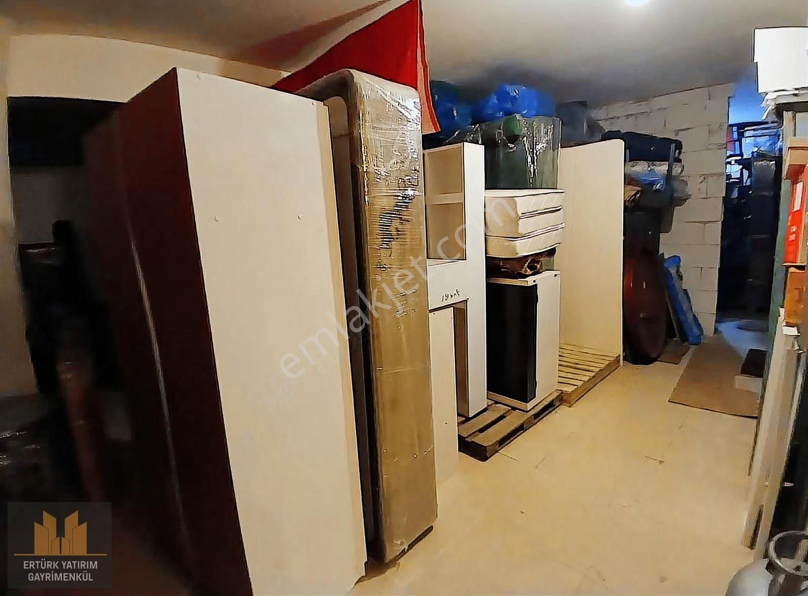 Metroya 500 Mi Mesafede 370m2 Depolu Dükkan - Görsel 10