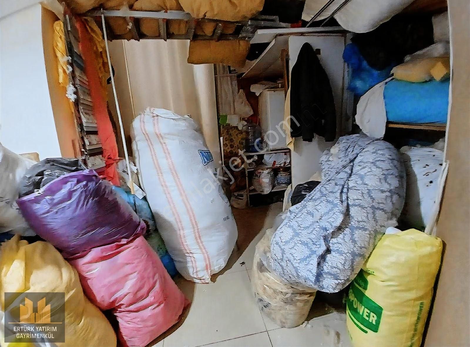 Metroya 500 Mi Mesafede 370m2 Depolu Dükkan - Görsel 11