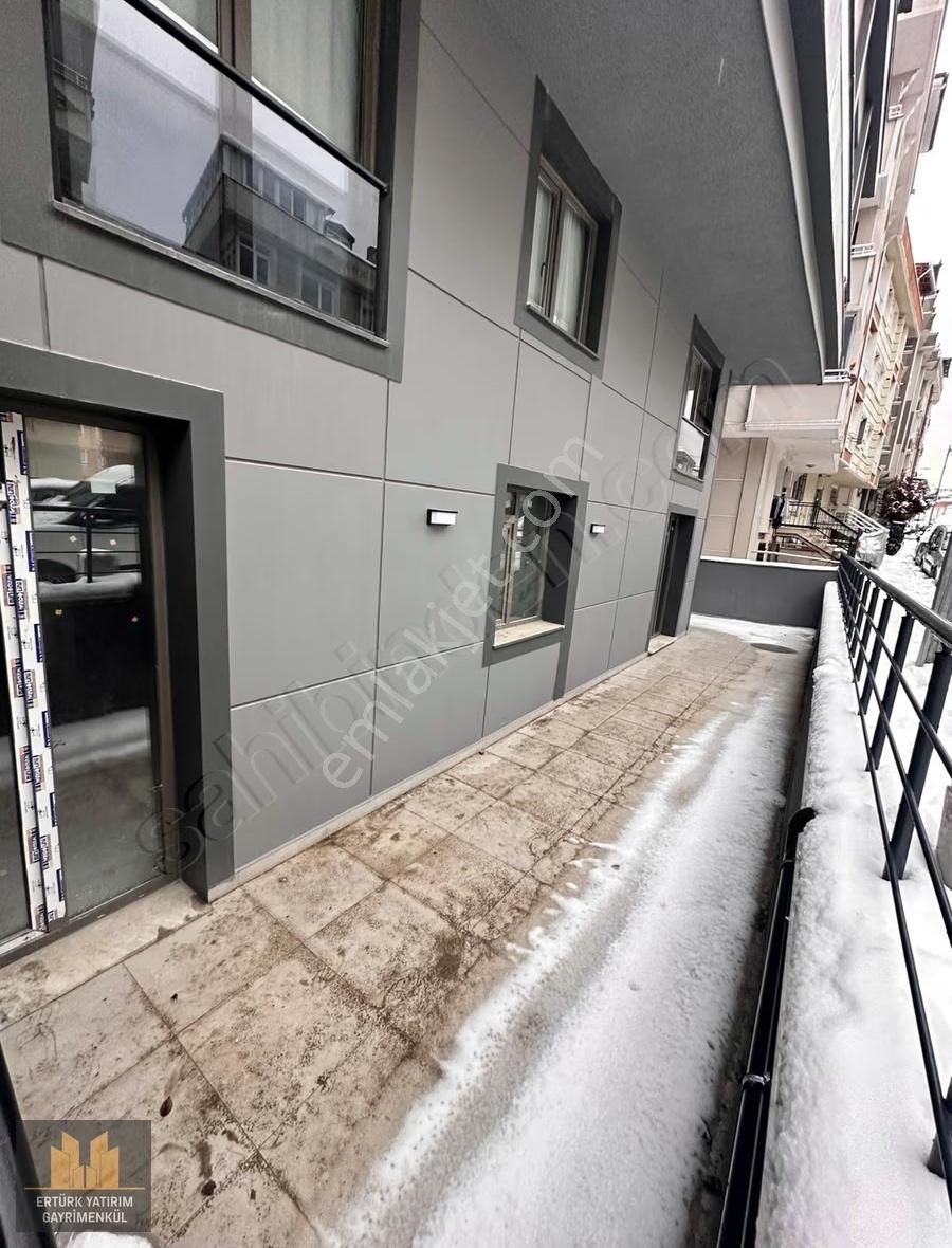 Merkez Mahallesi Numan Caddesi Üstünde Satılık 1+1 Bahçe Katı