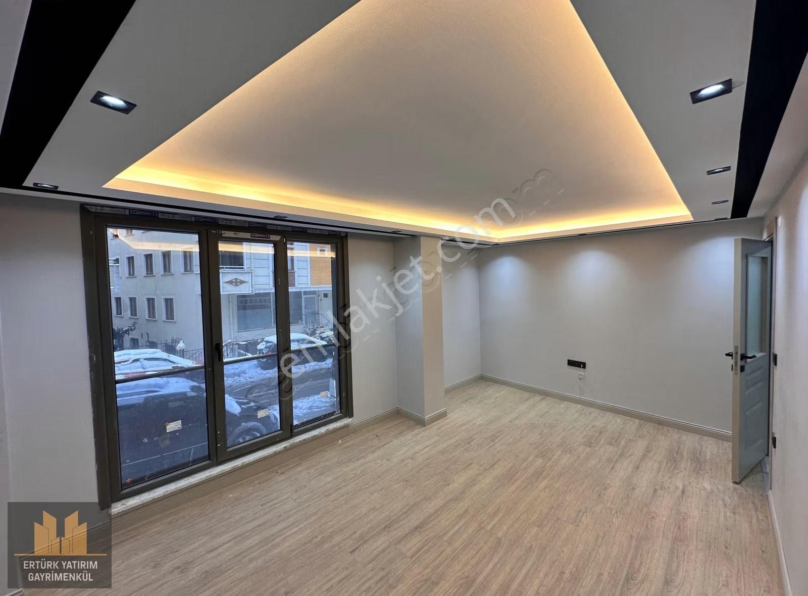 Merkez Mahallesi Seyir Tepesine Yakın Satılık 2+1 Yüksek Giriş