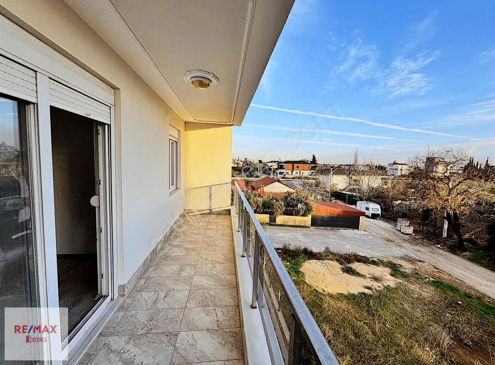 Döşemealtı Bahçeyaka Merkezi Konumda 3+1 Kiralık Daire - Görsel 11
