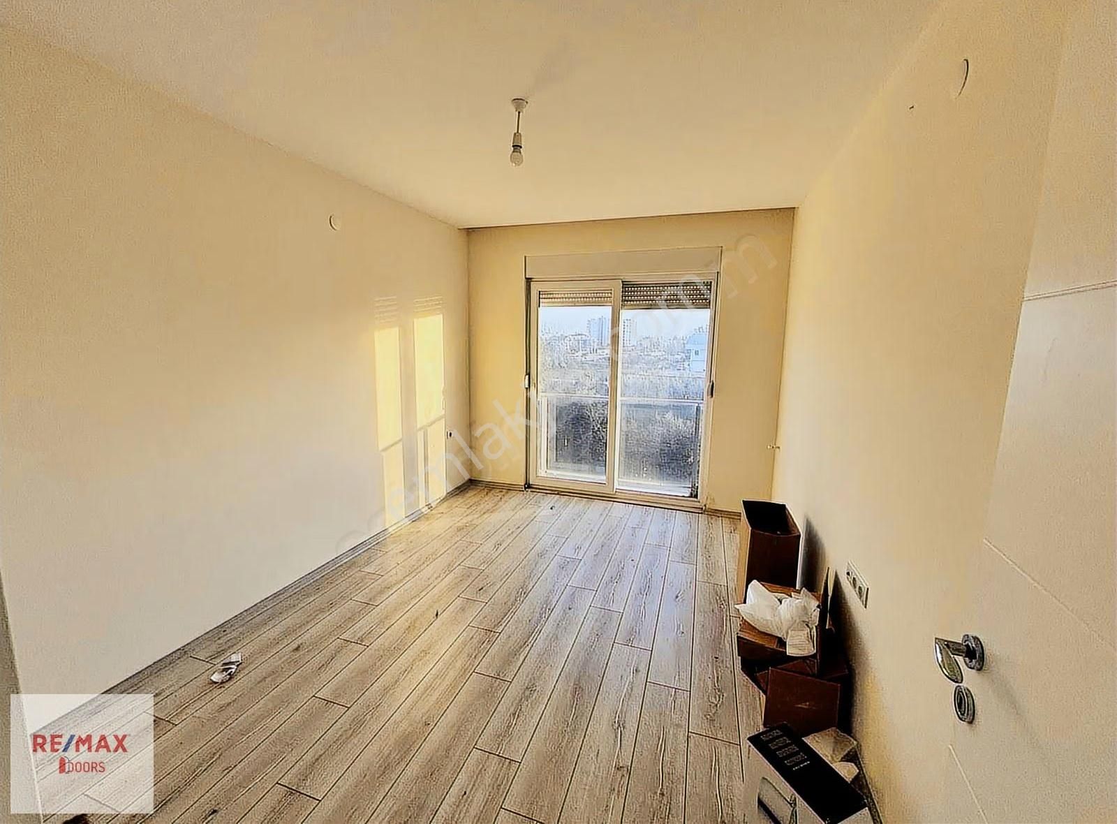 Döşemealtı Bahçeyaka Merkezi Konumda 3+1 Kiralık Daire - Görsel 14