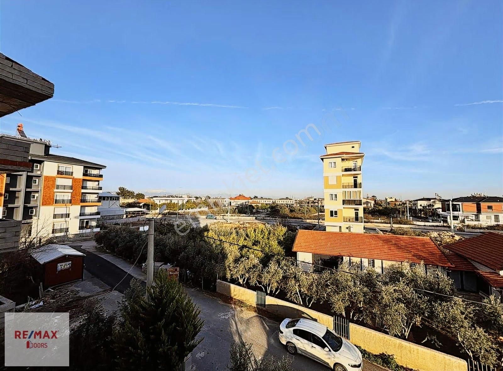 Döşemealtı Bahçeyaka Merkezi Konumda 3+1 Kiralık Daire - Görsel 17