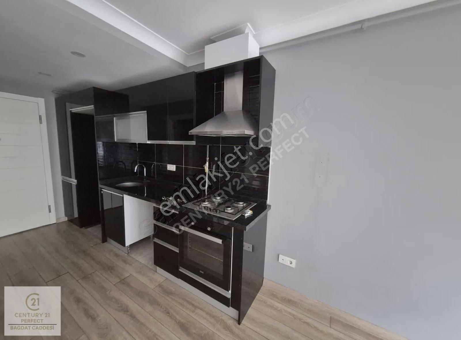 Yeni Binada Merkezi Lokasyon Ara Kat Kiralık 1+1 Daire - Görsel 25