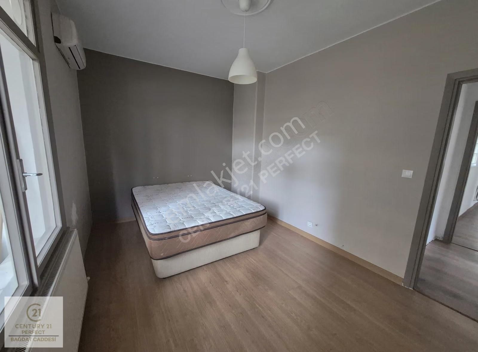 Caddeye 2. Bina Tan Sokakta Bakımlı Kiralık 2+1 İşyeri - Görsel 13