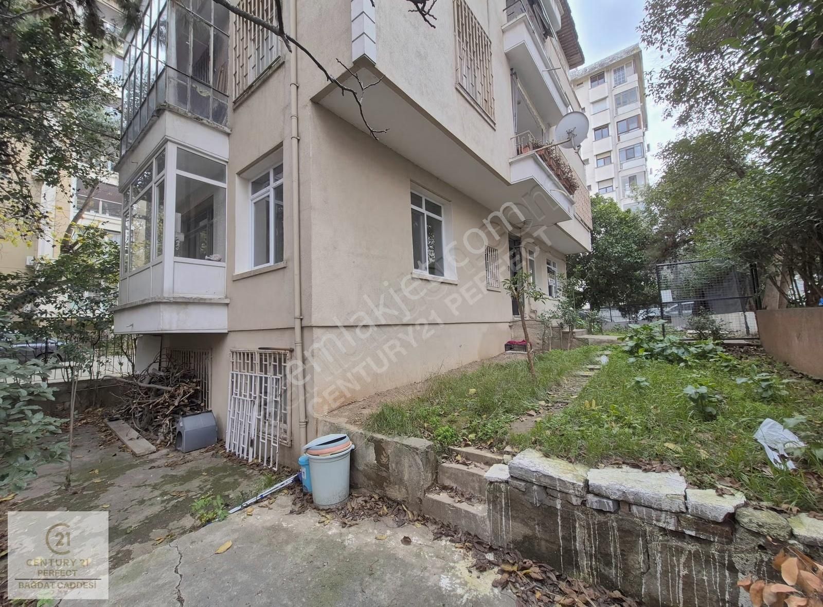 Caddeye 2. Bina Tan Sokakta Bakımlı Kiralık 2+1 İşyeri - Görsel 17