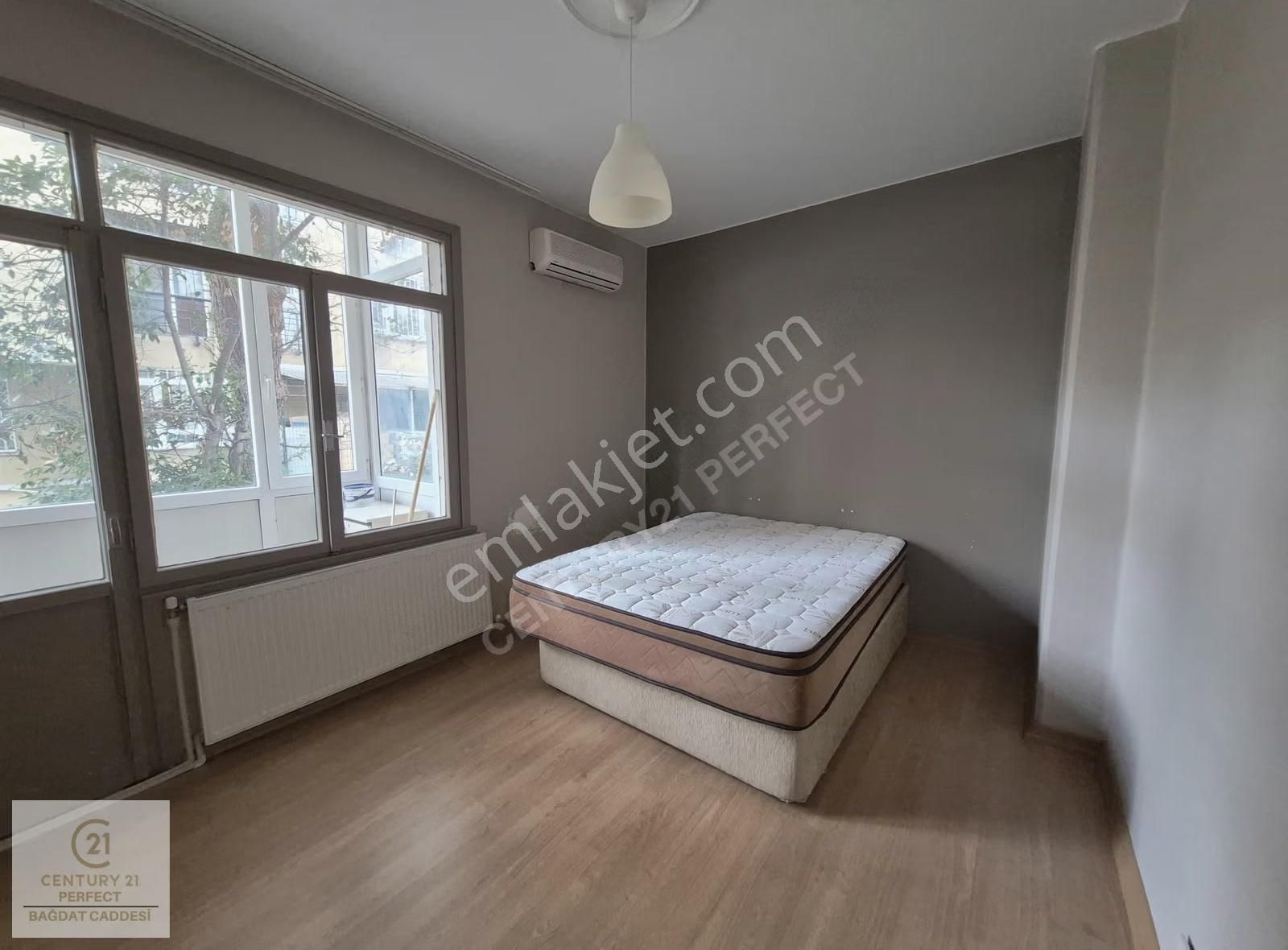 Caddeye 2. Bina Tan Sokakta Bakımlı Kiralık 2+1 İşyeri - Görsel 31