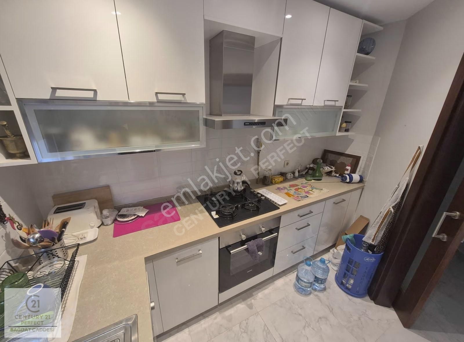 Caddeye 1. Paralel Vardar Sokakta Komple Eşyalı Kiralık Daire - Görsel 10