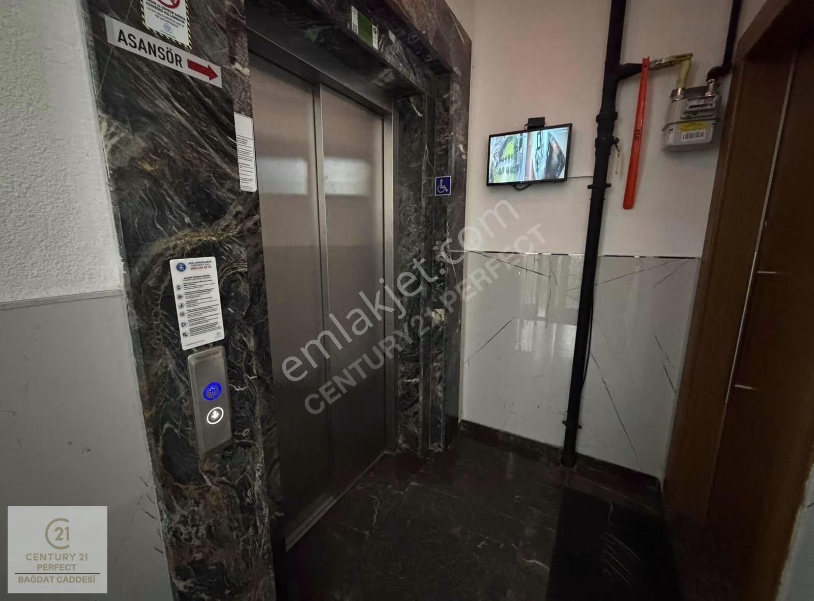 Maltepe Bağdat Caddesine 2. Bina Satılık 2+1 Lüx Daire - Görsel 28