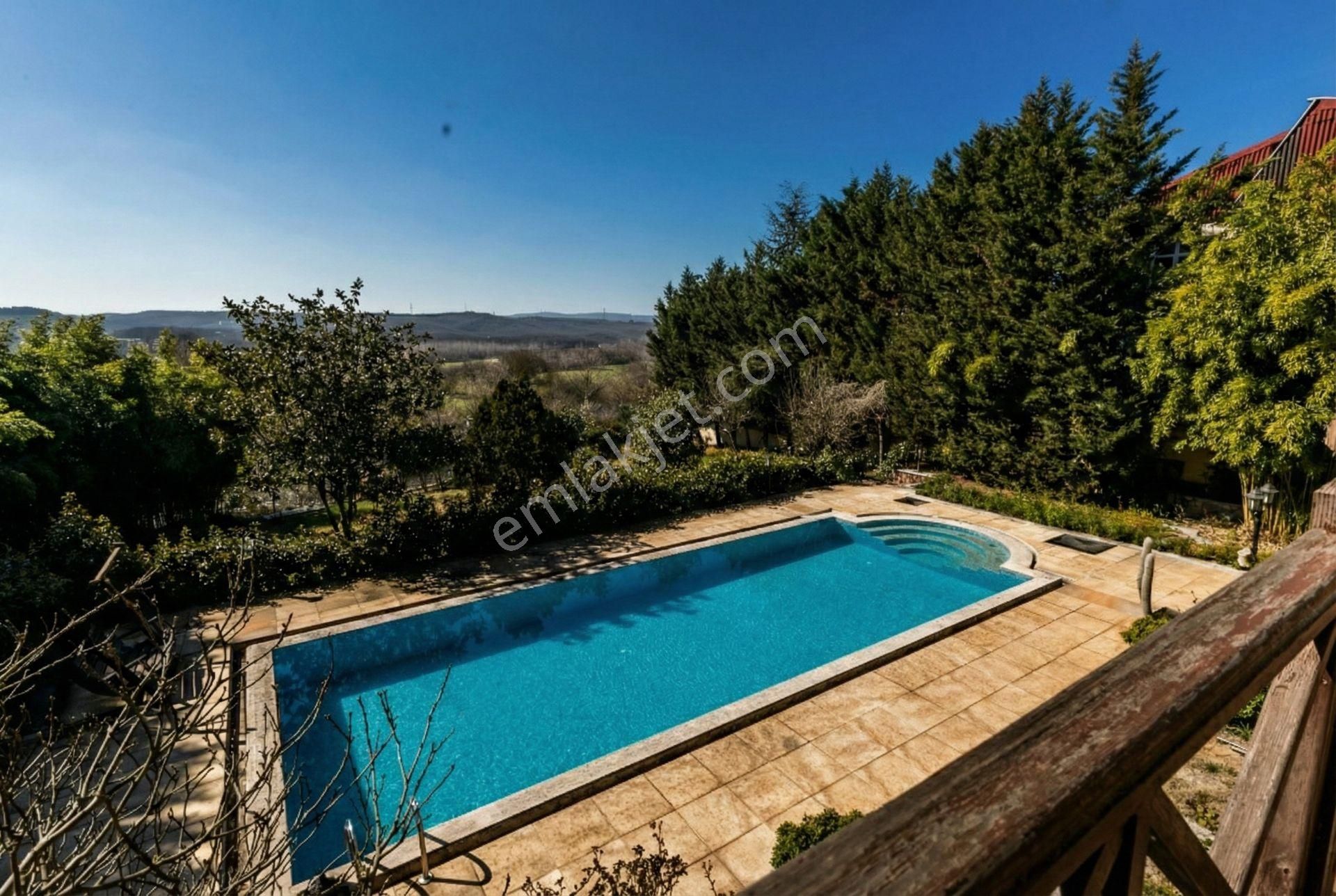 Çekmeköy'de 1487 M2 Arsası İle Orman Manzaralı Havuzlu Villa - Görsel 6