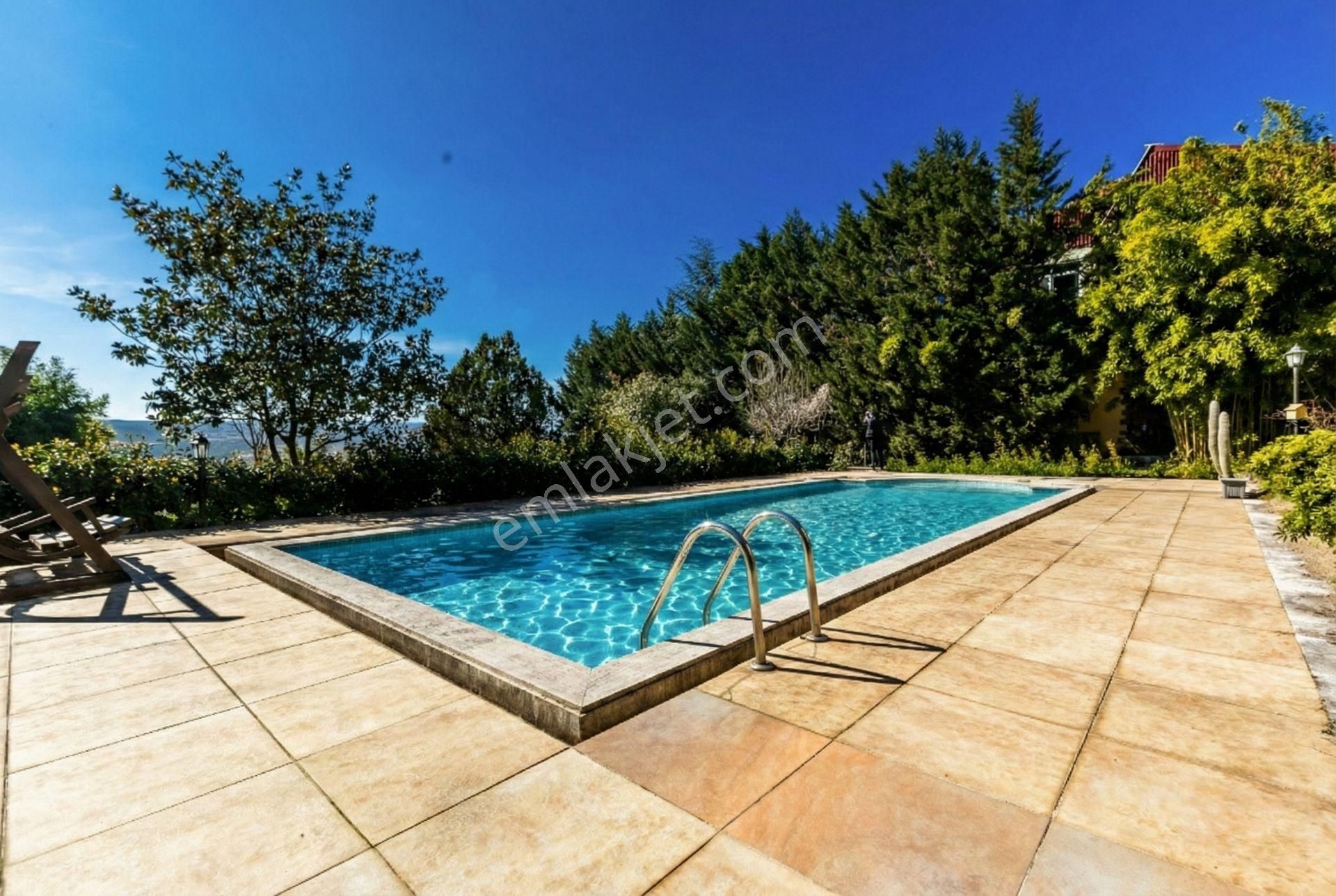 Çekmeköy'de 1487 M2 Arsası İle Orman Manzaralı Havuzlu Villa - Görsel 19