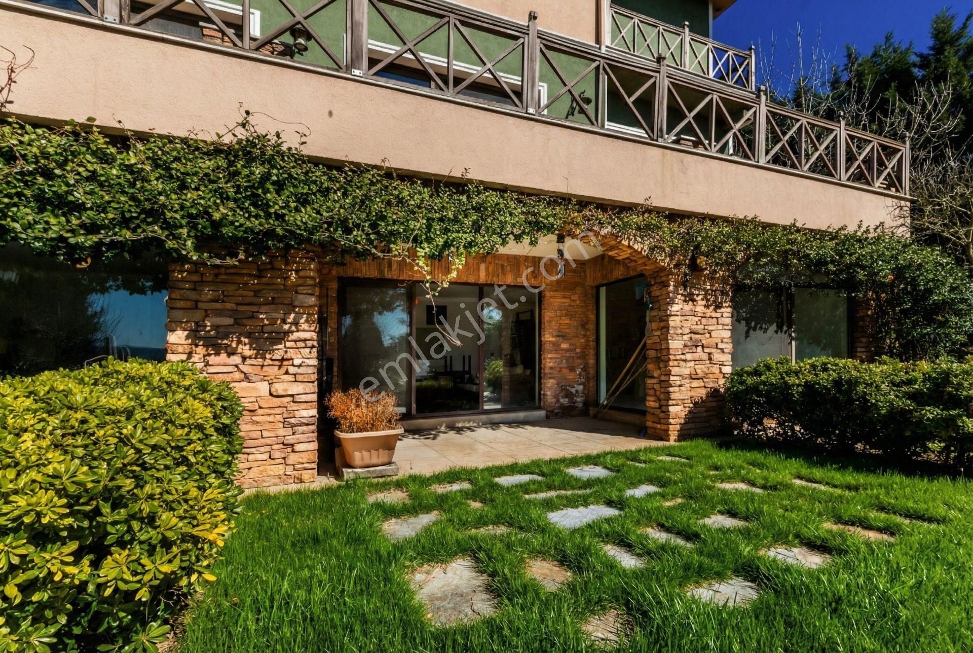 Çekmeköy'de 1487 M2 Arsası İle Orman Manzaralı Havuzlu Villa - Görsel 10