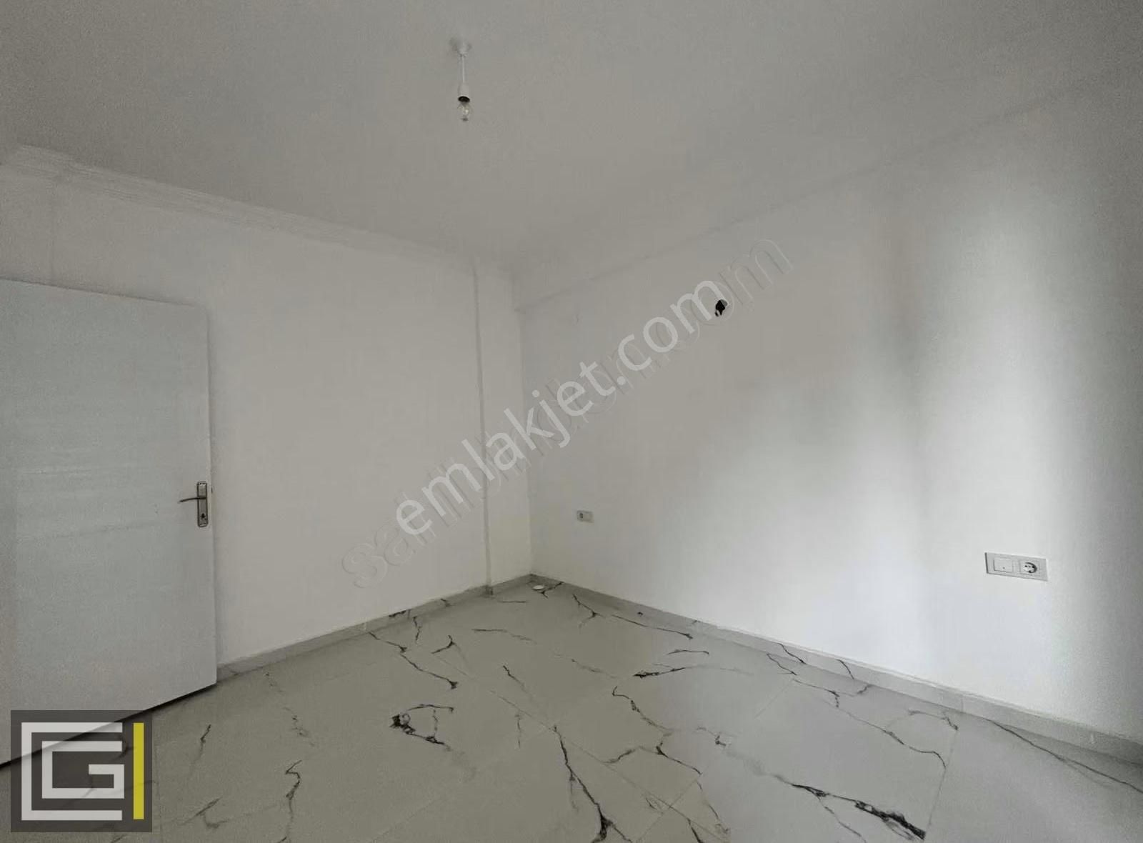 Patlangıç Hıdırlık Mevkiisinde Ara Kat Asansörlü Ters Dubleks - Görsel 4