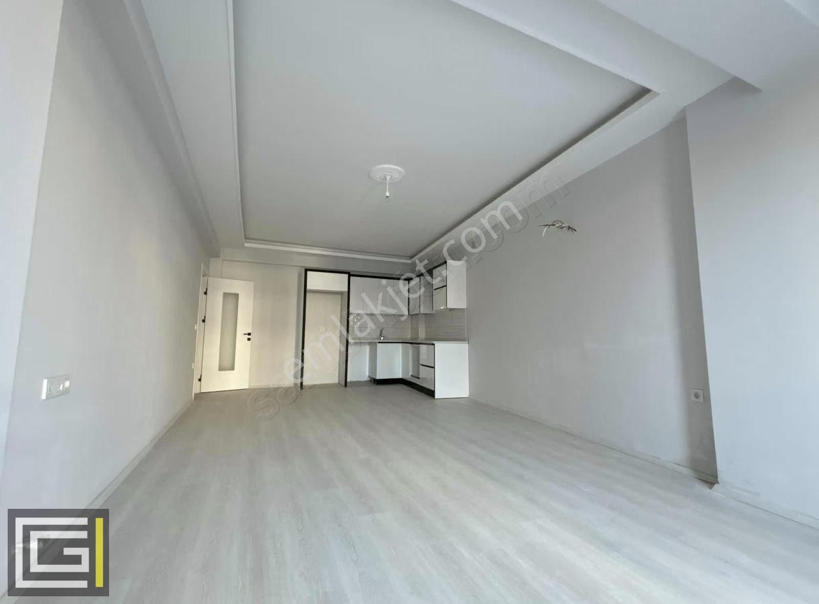 Ege Mehallesinde Asansörlü 2+1 Geniş Kullanım Çift Banyo Daire - Görsel 3