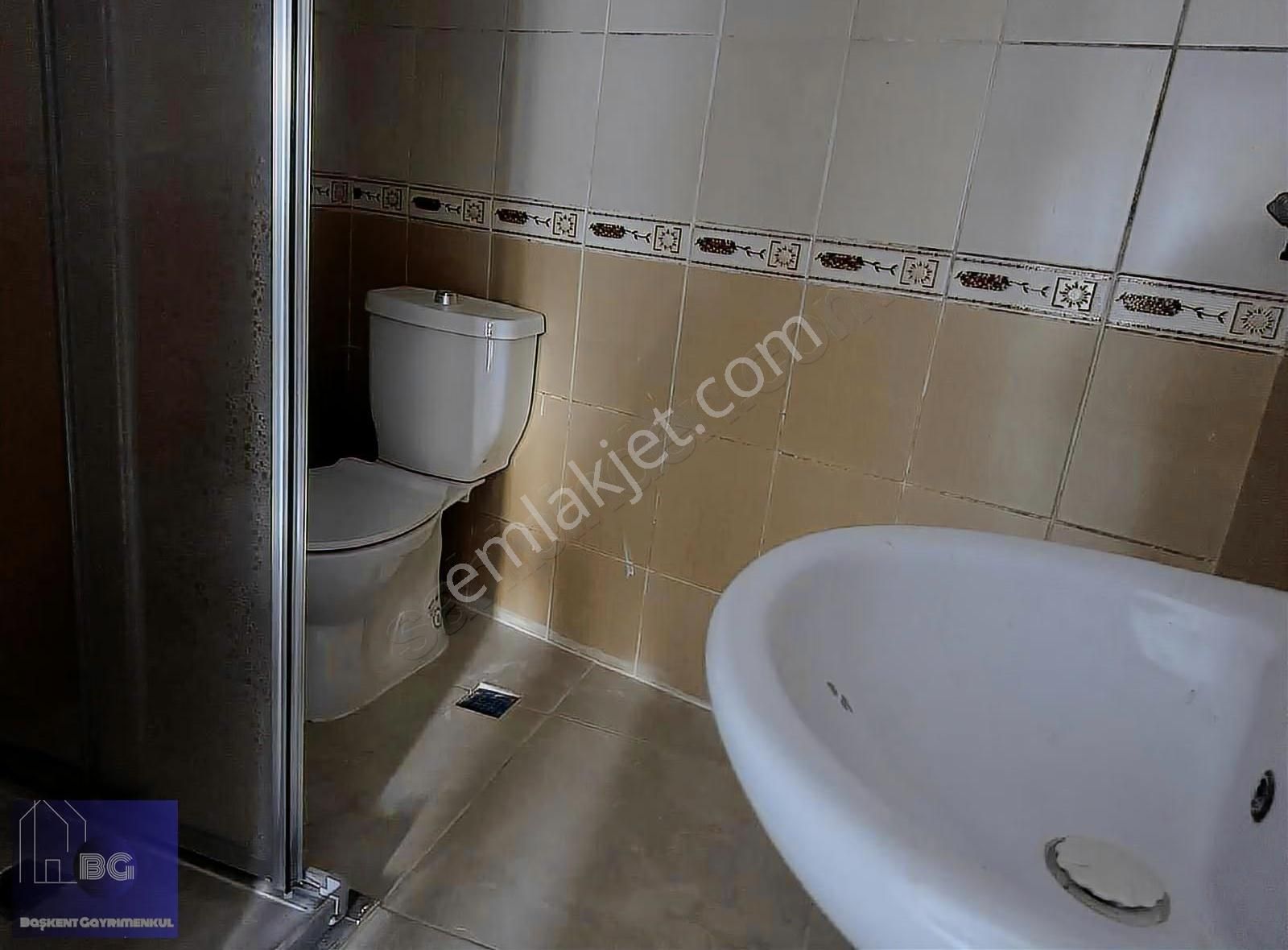 Akkonak-karamanda İçi Yenilenmiş Tertemiz 3+1 145 M2 Arakat - Görsel 5