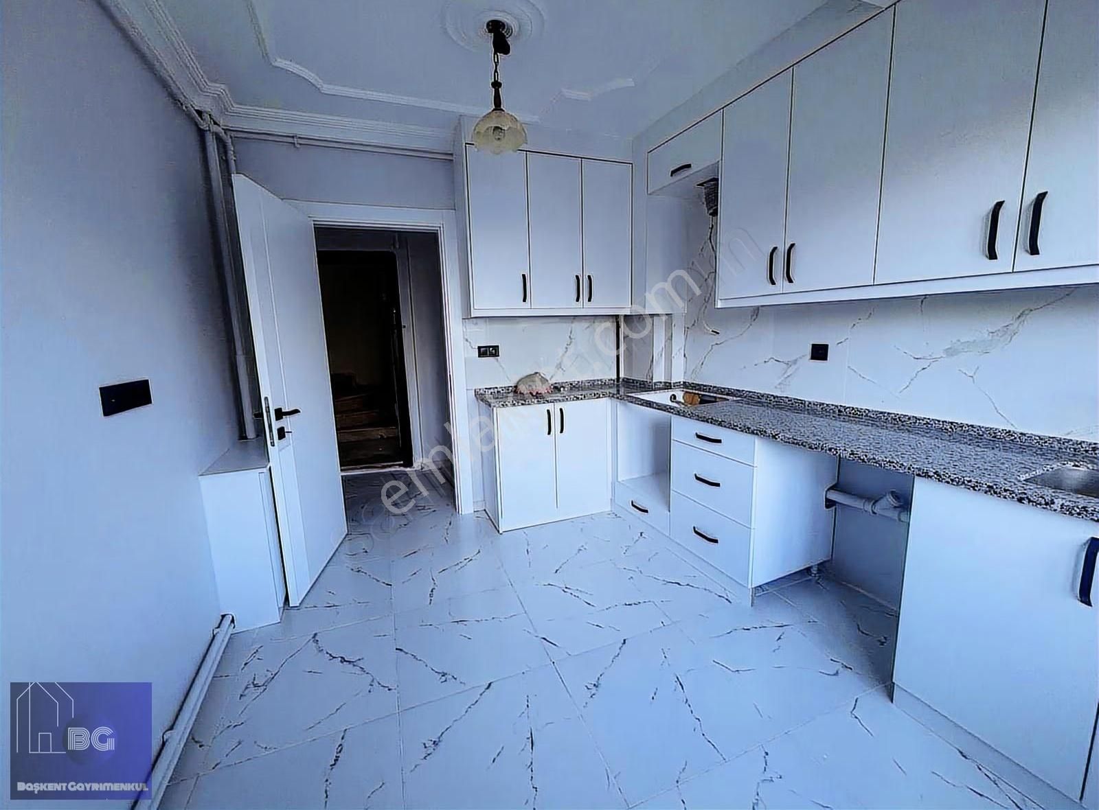 Akkonak-karamanda İçi Yenilenmiş Tertemiz 3+1 145 M2 Arakat - Görsel 7