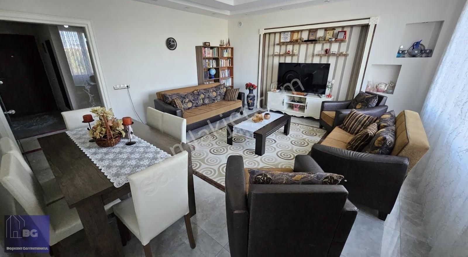 Başkent'ten Adalette Geniş Ve Nezih 4+1 240m2 Sıfır Gibi Daire! - Görsel 14