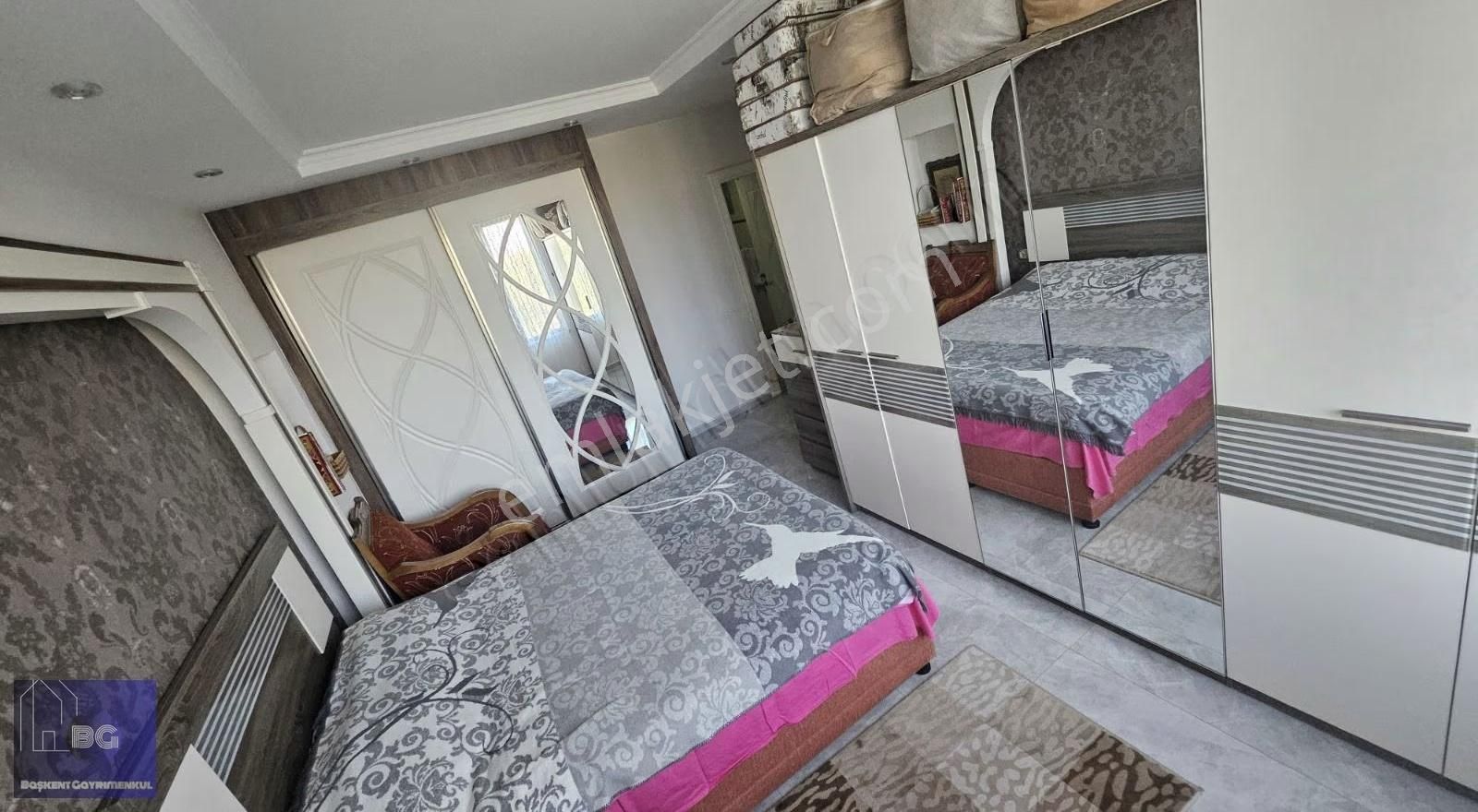 Başkent'ten Adalette Geniş Ve Nezih 4+1 240m2 Sıfır Gibi Daire! - Görsel 7