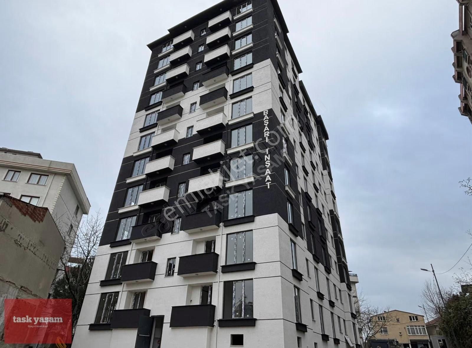 Tuzla Şifa Mahallesinde Merkezi Konum Satılık 2+1 Daire