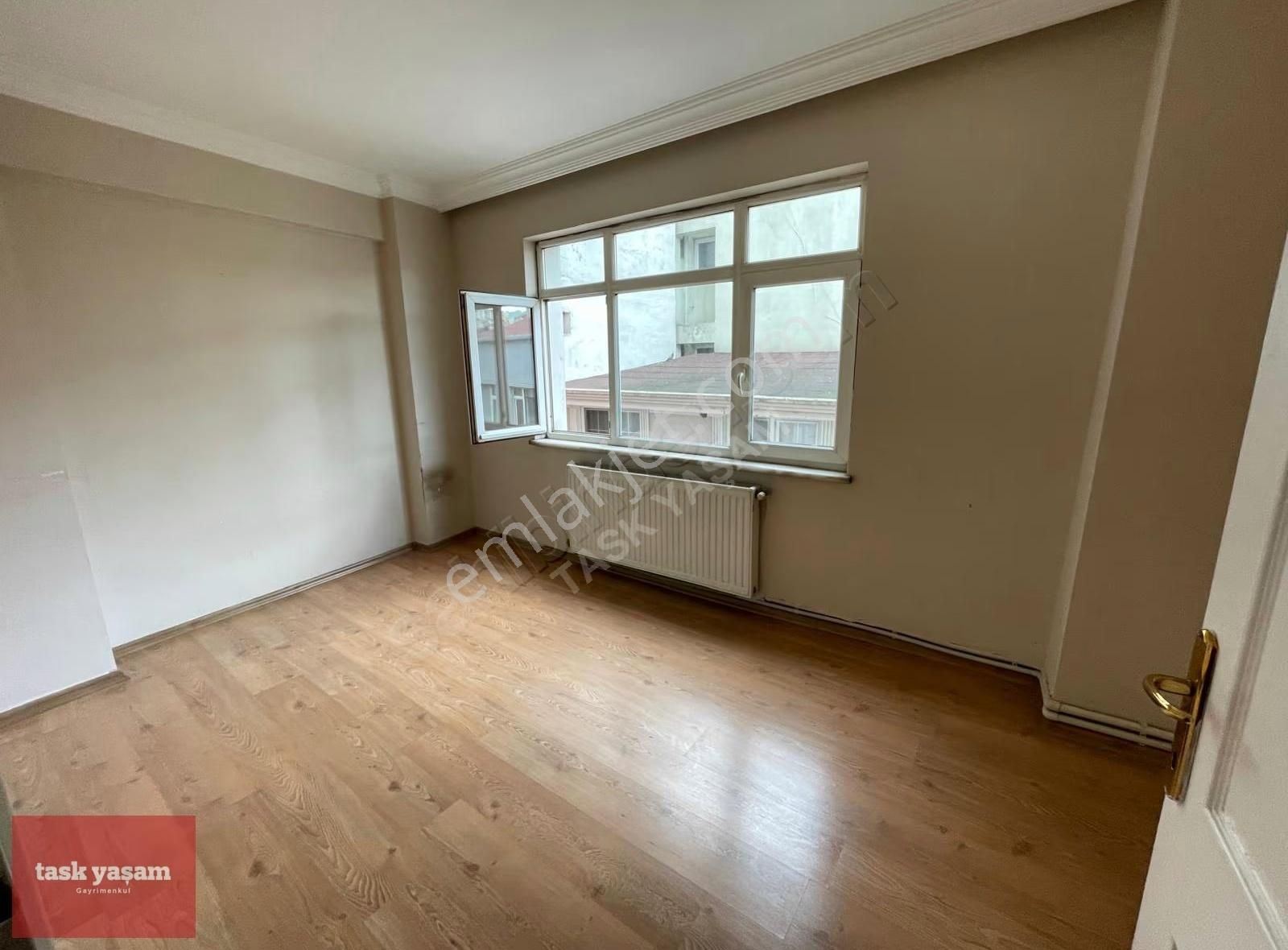 Nişantaşı Valikonağına 2 Dakika 2+1 Kiralık Ferah Daire - Görsel 10