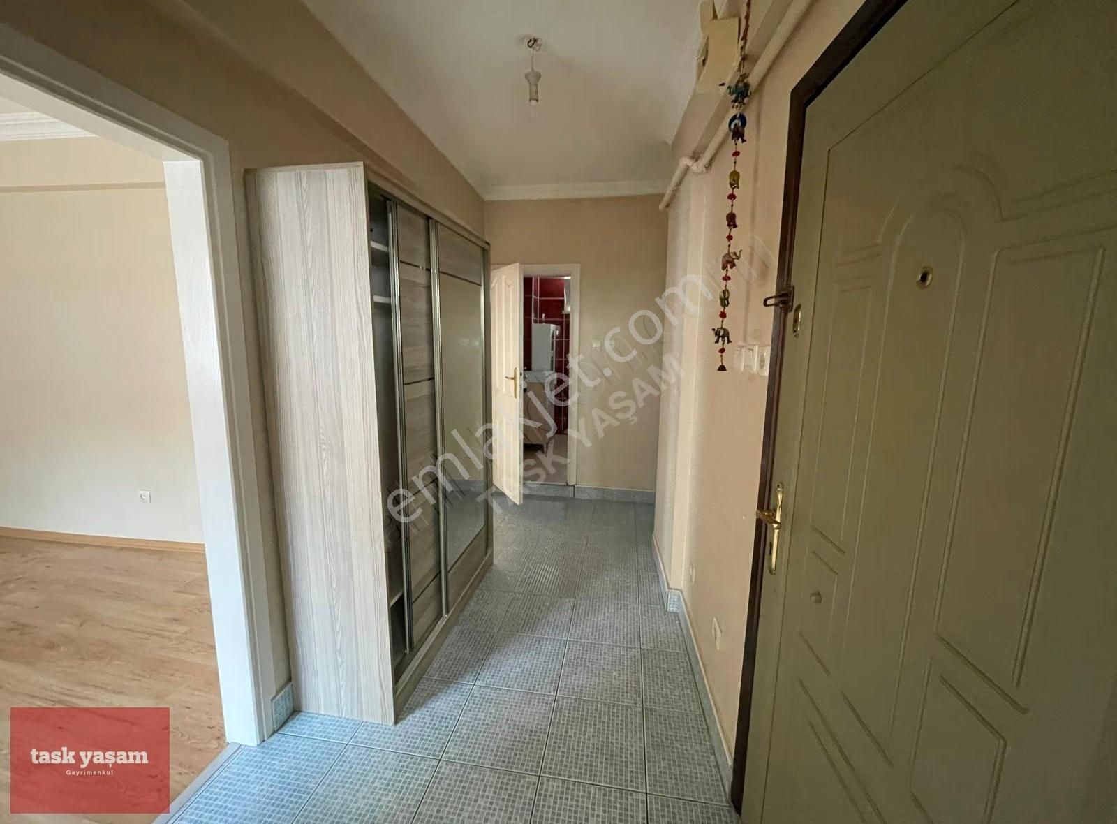 Nişantaşı Valikonağına 2 Dakika 2+1 Kiralık Ferah Daire - Görsel 13