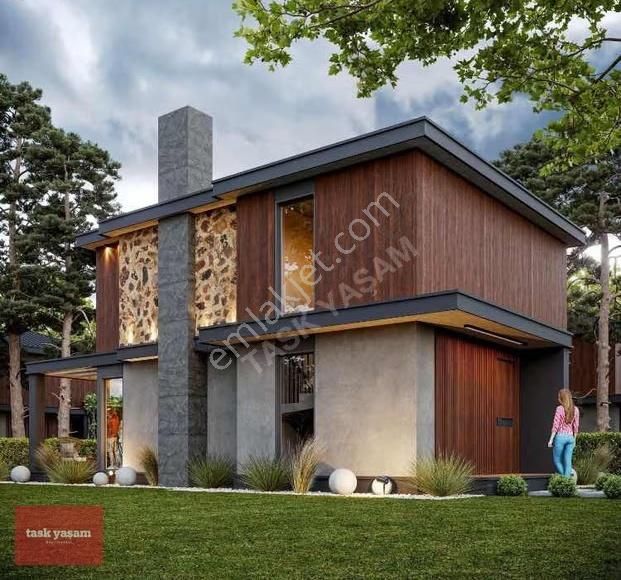 Şile Çayırbaşında Havuzlu Villa